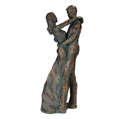 Dekoratívna figúrka Tancujúci pár s gravírovaním – romantický darček na svadbu alebo výročie – výška 28 cm, vyrobená z polyresinu, elegantný dizajn v sýtej farebnosti