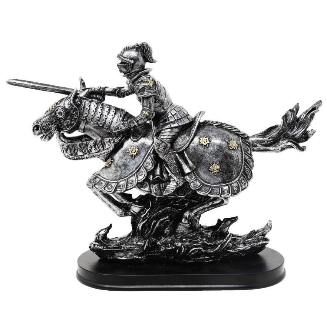 Figúrka rytier na koni 31cm – ručne maľovaný polyresin s možnosťou personalizácie gravírovania