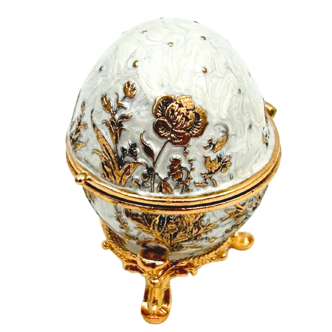 Exkluzívna kovová šperkovnica vajce Fabergé s kryštálikmi v bielo-zlatej farbe s možnosťou personalizácie gravírovaním