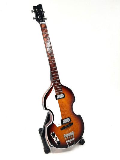 Mini basgitara v štýle Paul McCartney, MGT-2028, mahagónová, možnosť personalizácie gravírovaním, ideálna ako darček, výška 27,5 cm