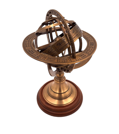 Mosadzné astrolábium 21 cm s dreveným podstavcom – personalizovaný darček pre milovníkov astronómie v zlatej farbe