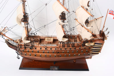 Exkluzívny model plachetnice HMS Victory VIC80R