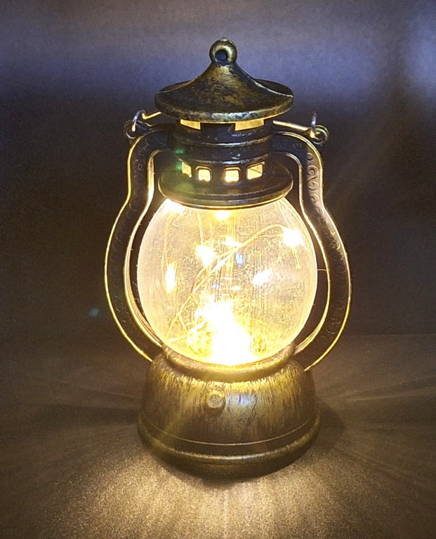 Nočná LED lampička v tvare petrolejovej lampy s možnosťou personalizácie gravírovaním, ideálna ako darček - výška 12,6 cm, šírka 5,8 cm, certifikát CE