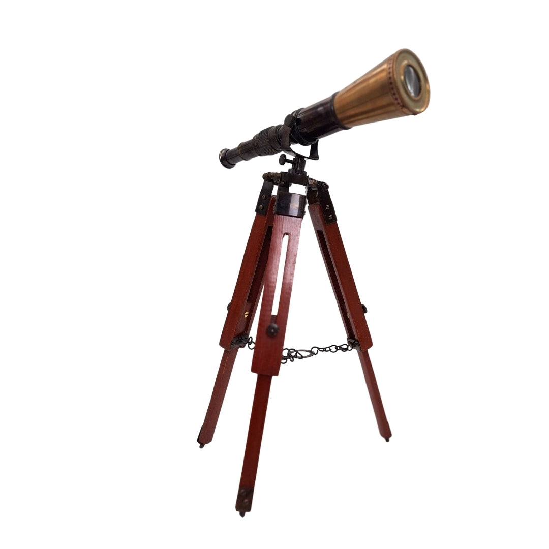 Mosadzný ďalekohľad na trojnožke s možnosťou personalizácie gravírovaním - elegantný dekoratívny prvok ako darček, výška nastaviteľná do 30 cm
