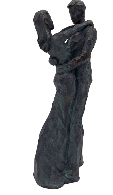 Dekoratívna figúrka Tancujúci pár s gravírovaním – romantický darček na svadbu alebo výročie – výška 28 cm, vyrobená z polyresinu, elegantný dizajn v sýtej farebnosti