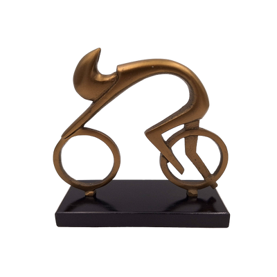 Figúrka cyklistu Cyklista VB26/9 s gravírovaním – elegantný darček pre cyklistu, výška 18 cm, mosadzná a čierna, minimalistická dekorácia do interiéru