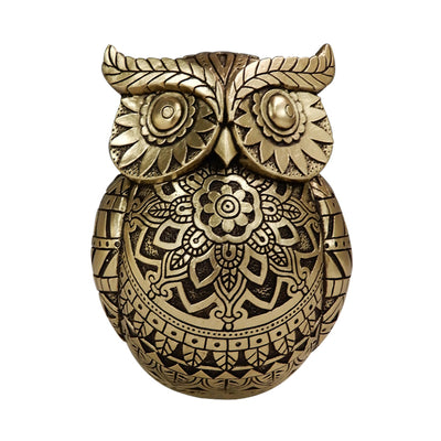 Sova múdrosti s možnosťou personalizácie gravírovaním, dekorácia v zlatej a čiernej farbe, výška 13,6 cm, ideálny darček na každú príležitosť