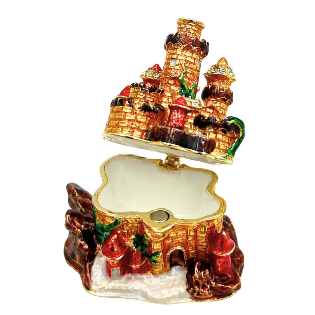 Šperkovnica zdobená kryštálikmi v tvare zámku s možnosťou personalizácie gravírovaním
