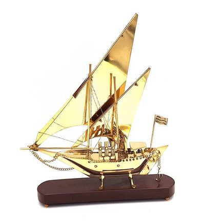 Mosadzný model lode na drevenom podstavci 43 cm s možnosťou personalizácie gravírovaním