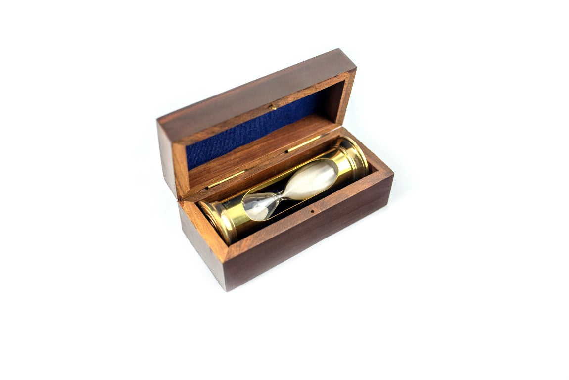 Presýpacie hodiny ROUND STP99 v drevenej krabičke s možnosťou personalizácie gravírovaním, mosadzné, zlatisté, 3 minúty, ideálny darček pre milovníkov RPG a držiteľov Guinnessových rekordov