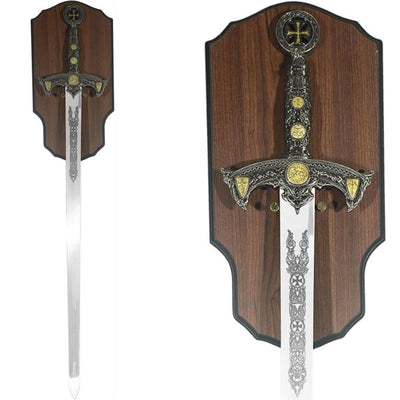 Replika Miecza Templariuszy z Grawerem na Drewnianym Wieszaku