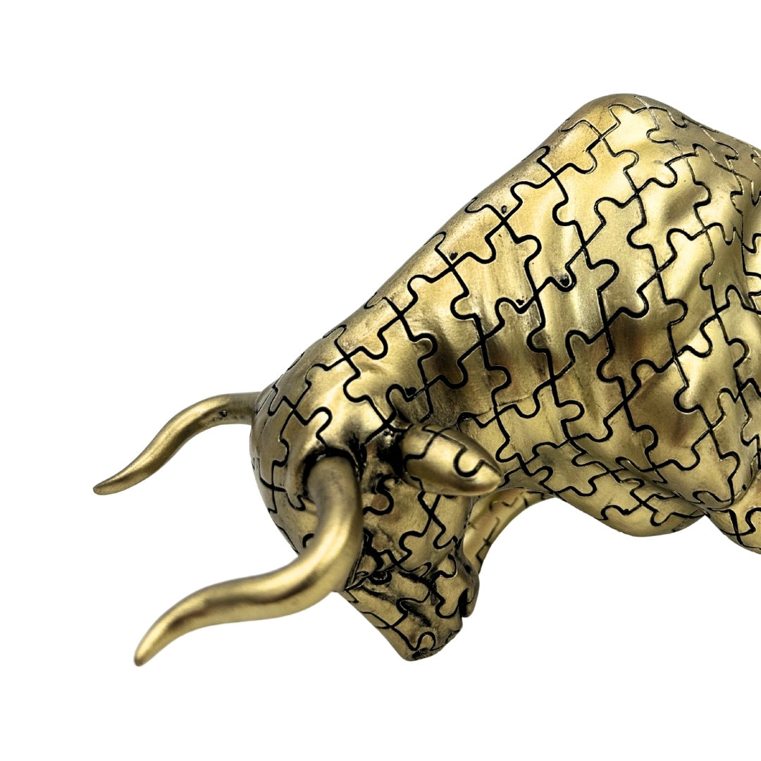Figurka Dekoracyjna Byk Złota z Możliwością Grawerowania - Elegancki Symbol Siły i Bogactwa, 33,3 cm, Polyresin
