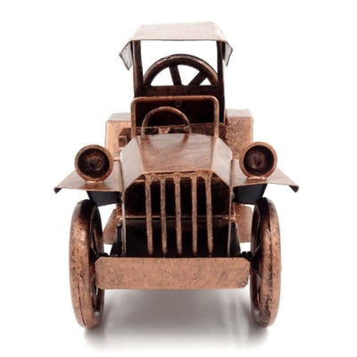Retro automobil NC1737