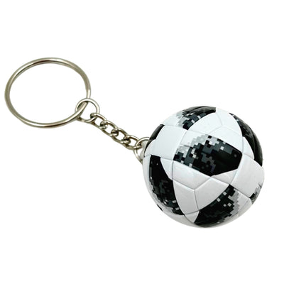 Športový prívesok na kľúče futbalová lopta s personalizovaným gravírovaním