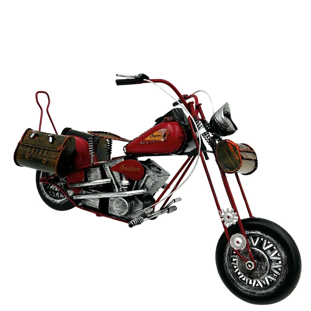 Veľký kovový model klasického motocykla chopper v červenej farbe s možnosťou personalizácie gravírovaním