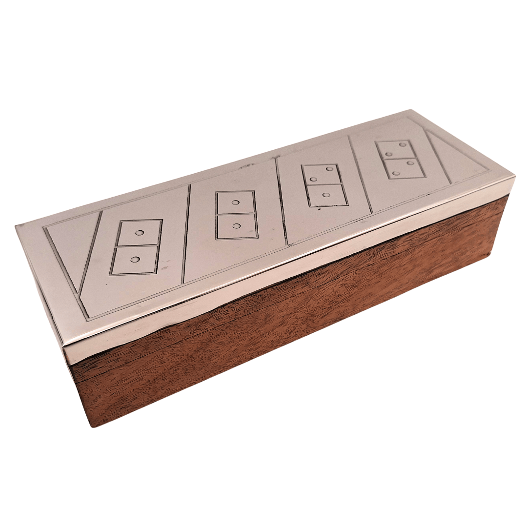 Elegantné domino v drevenej škatuľke s hliníkovým vrchom