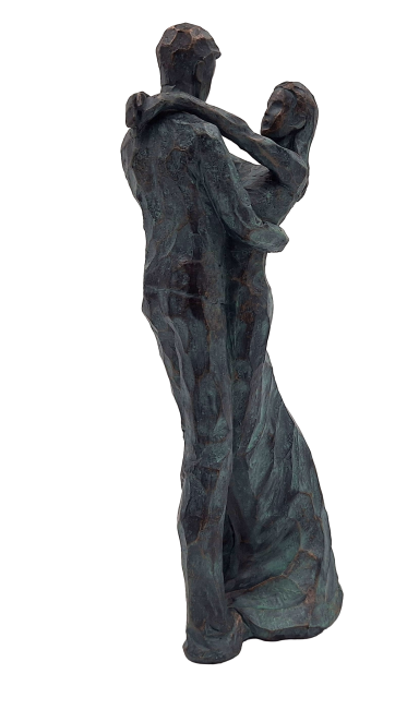 Dekoratívna figúrka Tancujúci pár s gravírovaním – romantický darček na svadbu alebo výročie – výška 28 cm, vyrobená z polyresinu, elegantný dizajn v sýtej farebnosti