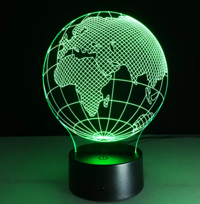LED lampička Glóbus so 7 farbami svetla, možnosť personalizácie gravírovaním, ideálny darček pre cestovateľa, výška 17 cm, USB kábel