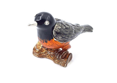 Kovová krabička v tvare vtáčika s kryštálikmi, personalizovaná gravírovaním, ideálna ako darček - čierna, strieborná, hnedá, oranžová, rozmery 5x6x5cm, materiál: kov, smalt, kryštál
