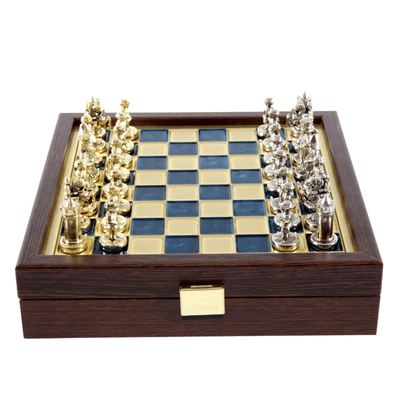 Elegantné prémiové mosadzné šachy 20x20cm Byzancia s personalizovaným gravírovaním - ideálny darček pre šachistu a milovníka histórie - ručne vyrobené figúrky v zlatej a striebornej povrchovej úprave