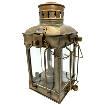Retro oceľová petrolejová lampa LT608 vo farbe starenej mosadze s možnosťou gravírovania