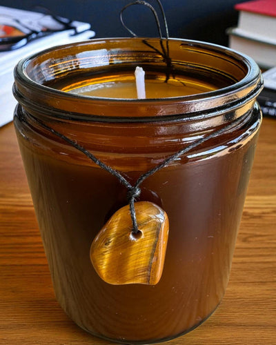 Intenčná sviečka Tigria sila – Sebavedomie a prosperita, 250 ml, možnosť personalizácie viečka na darček