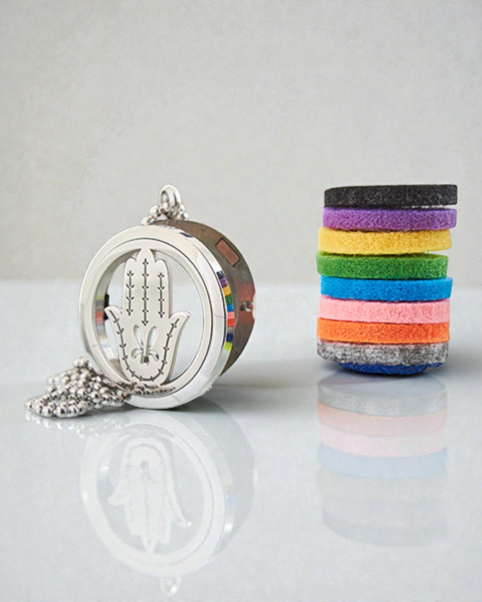 Hamsa Aura – Aromaterapeutický náhrdelník Fatimina ruka 30 mm