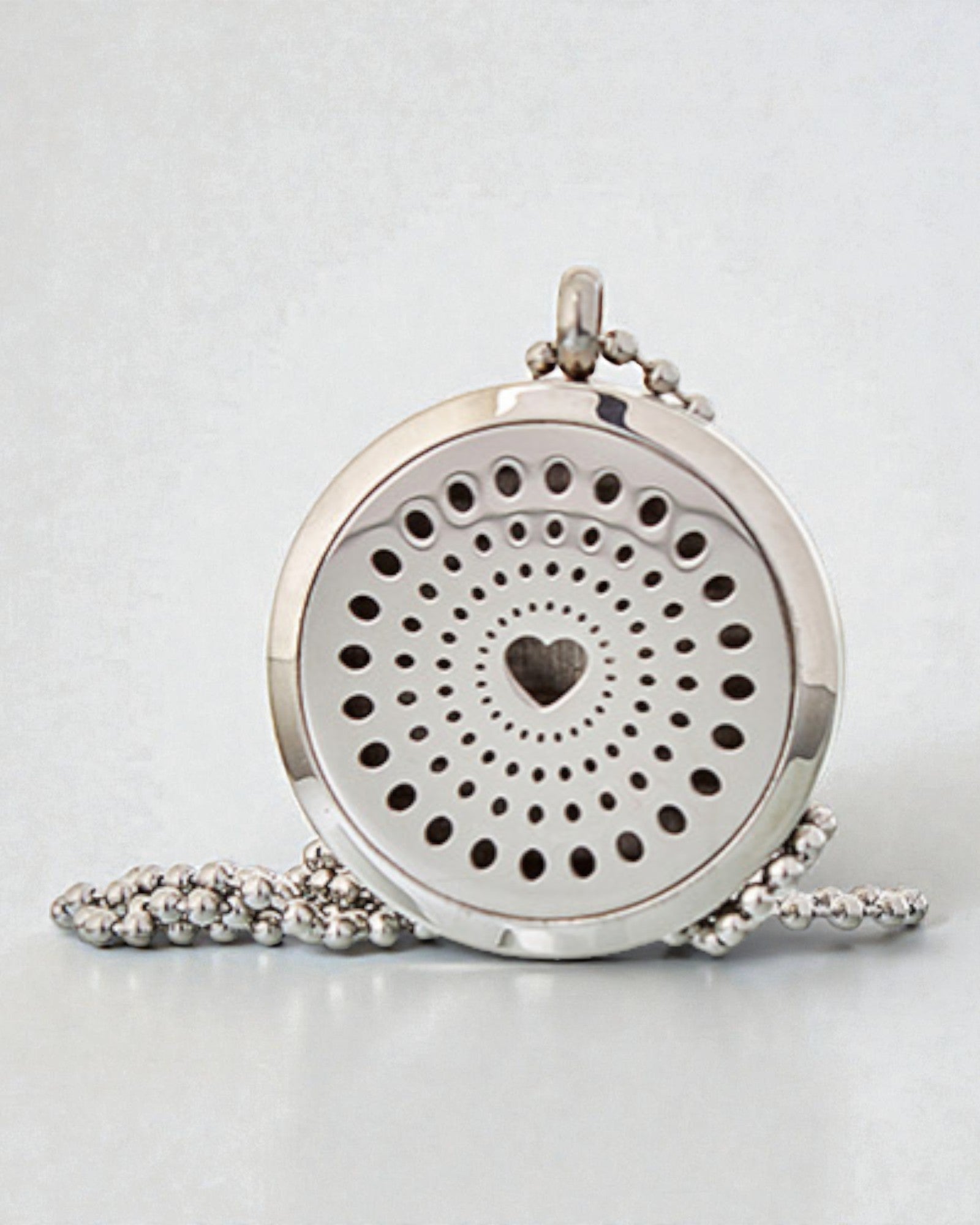 Celestia Heart – Naszyjnik Aromaterapeutyczny z Diamentowym Sercem 30 mm