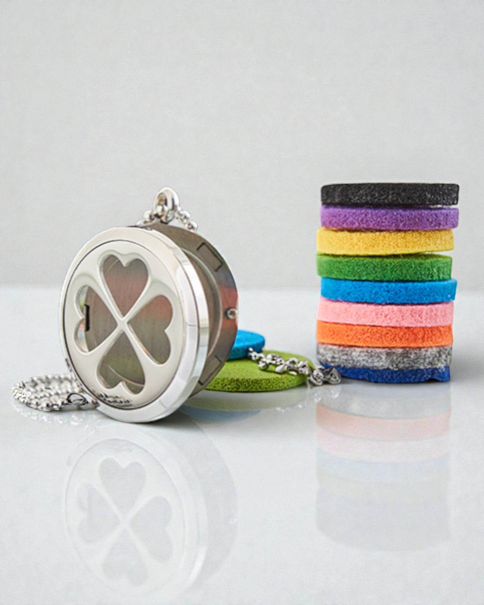 AromaClover – aromaterapeutický náhrdelník s príveskom štvorlístka 30 mm