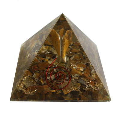 Magická orgonitová pyramída 70 mm - anjel s ezoterickými predmetmi, zelenkastým vnútrom a ručnou úpravou