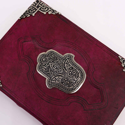 Hefty Red Tan Book s dekoráciou Hamsa