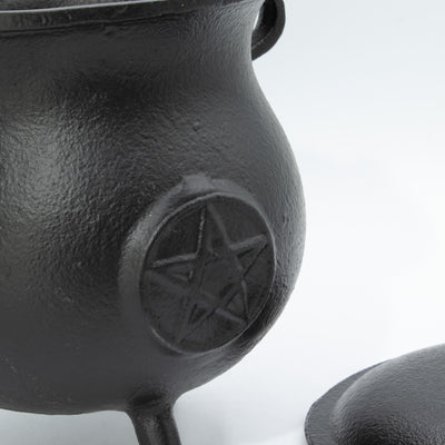 Masívny liatinový kotlík s pentagramom 23x18 cm, 4500 g