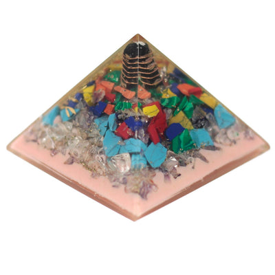 Orgonitová pyramída 70mm - strom z drahých kameňov, medi a kovových vložiek