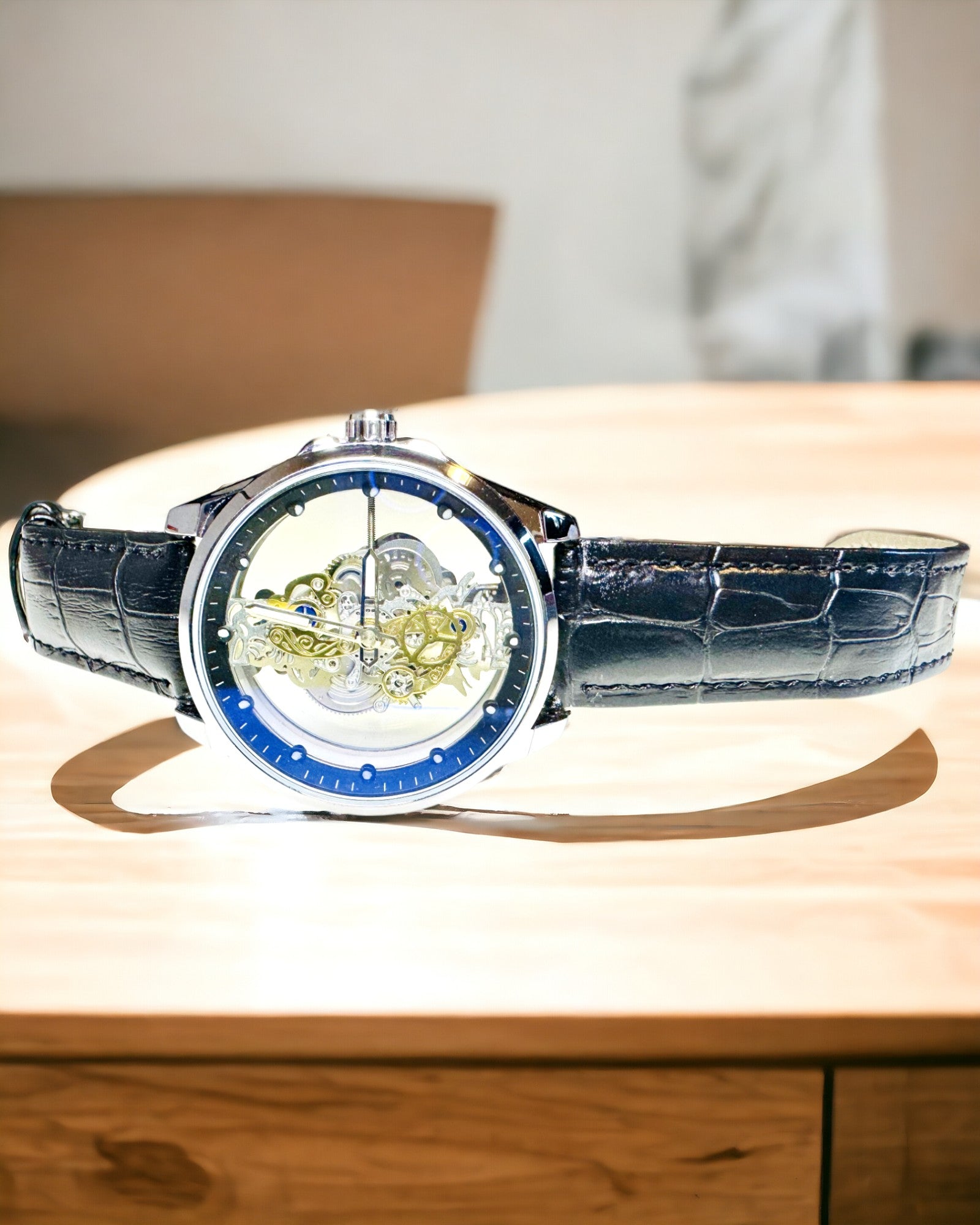 Pánske Kvarcové Hodinky s Transparentným Ciferníkom - Klasická Elegancia v Modernom Vydaní čierny remienok. Personalizácia gravírovaním