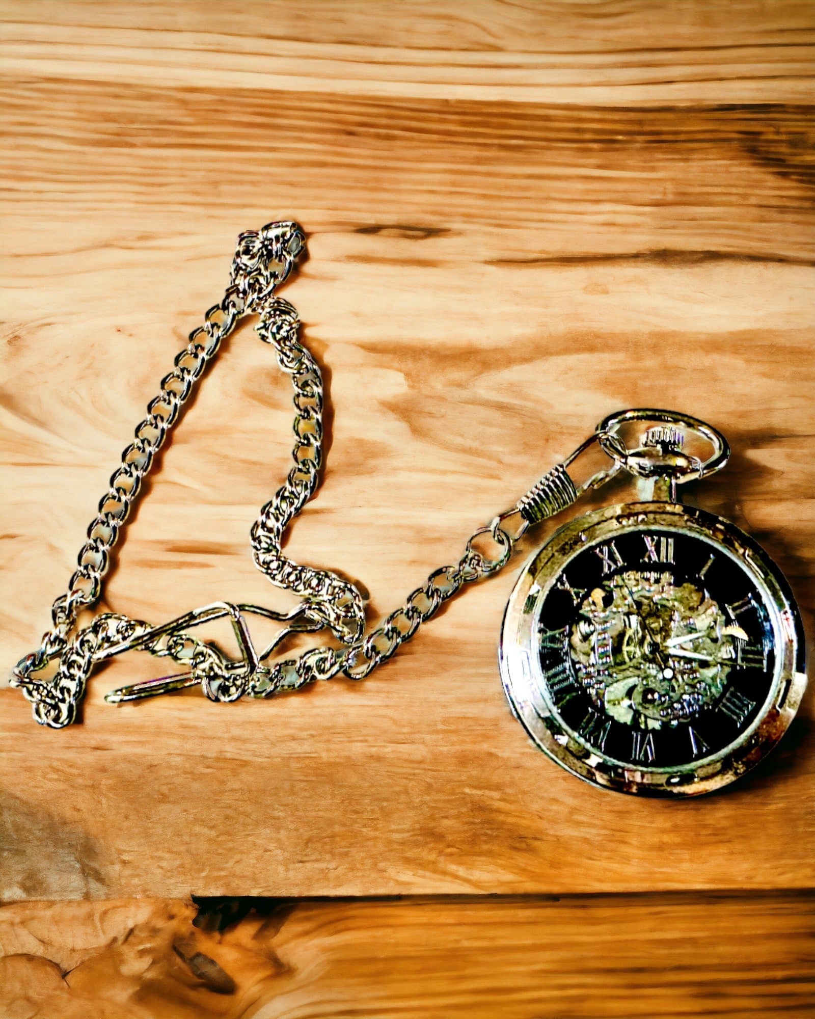 Strieborné exkluzívne mechanické vreckové hodinky v retro štýle, vodotesné - elegancia na každú príležitosť, s gravírovaním