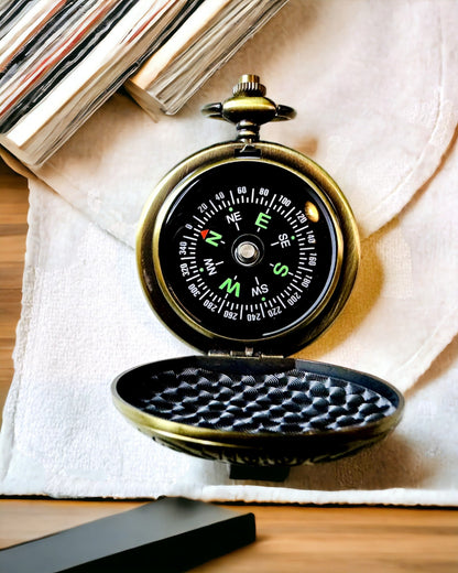 Vreckový Kompas Retro s Motívom New Yorku – Multifunkčný, Elegantný Kompas s Obrazom Sochy Slobody