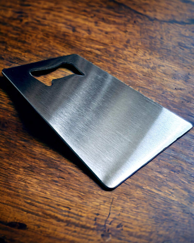 Otvarák na fľaše z nehrdzavejúcej ocele - Elegantný a praktický gadget - personalizácia gravírovaním