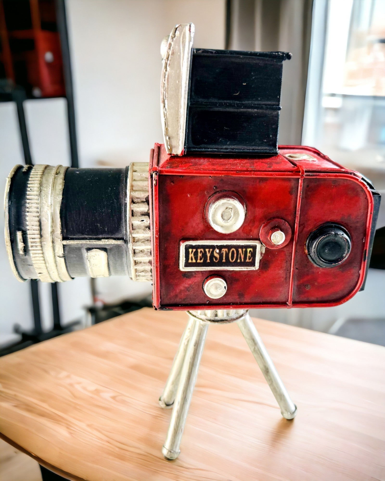 Dekoratívna figúrka "Retro Kamera Keystone" s možnosťou gravírovania