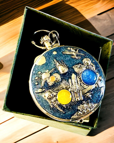 Vreckové hodinky "Astrum Temporis" - Zlatý rám. Možnosť personalizácie gravírovaním