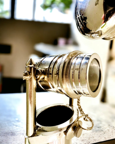 PALICA NA CHODENIE S DRŽADLOM S FUNKCIOU ĎALEKOHĽADU – ELEGANTNÁ A MODERNÁ, 95 CM - kapitánsky "Navigator's Crest"