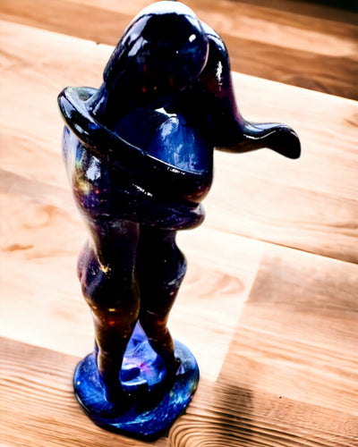 Kosmické objatie - Figúrka z živice s možnosťou gravírovania