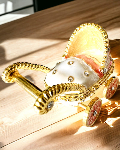 Malý Rozprávkový Vozík na šperky, poklady - Kráľovská Elegancia, personalizácia gravírovaním