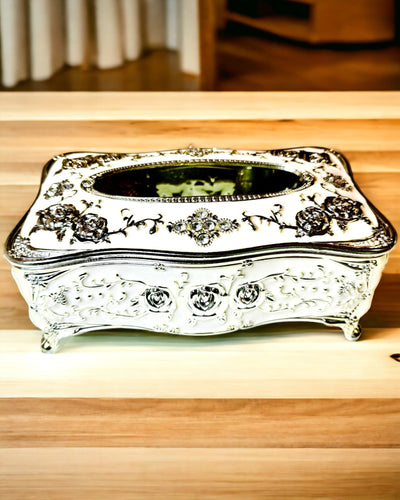 Box na vreckovky s reliéfnym vzorom ruže - elegantný doplnok do interiéru, biele