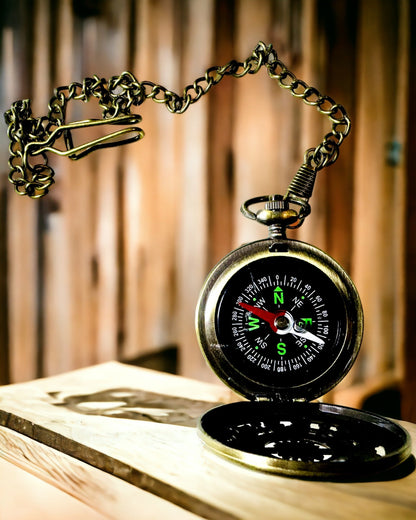 Antický bronzovo-zlatý vreckový kompas s filigránovým vzorom – Perfektný pre prieskumníkov a milovníkov retro. Personalizácia gravírovaním
