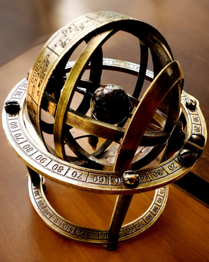 Astronomické hodiny „Kosmická Harmónia“ - možnosť personalizácie gravírovaním