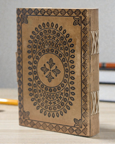 Kožený zápisník s modrou mandalou (18x13 cm)