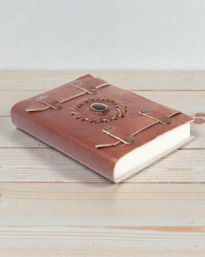 Kožený zápisník Čierny ónyx s remienkami – 15x10 cm