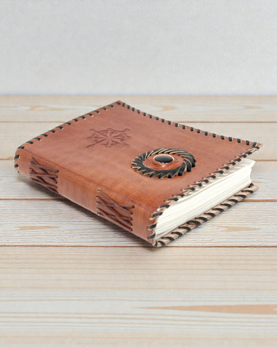 Kožený zápisník Čierny ónyx a kompas 17x12 cm