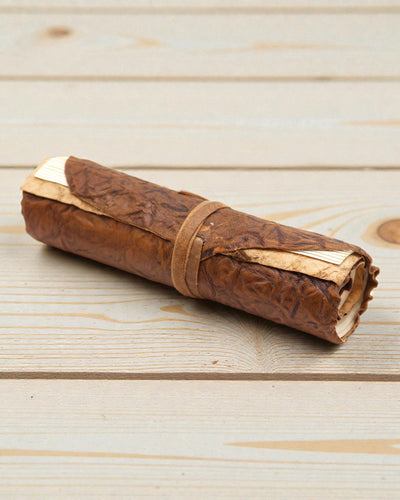 Zvinovací kožený cestovný zápisník – prírodný (21 x 15 cm)