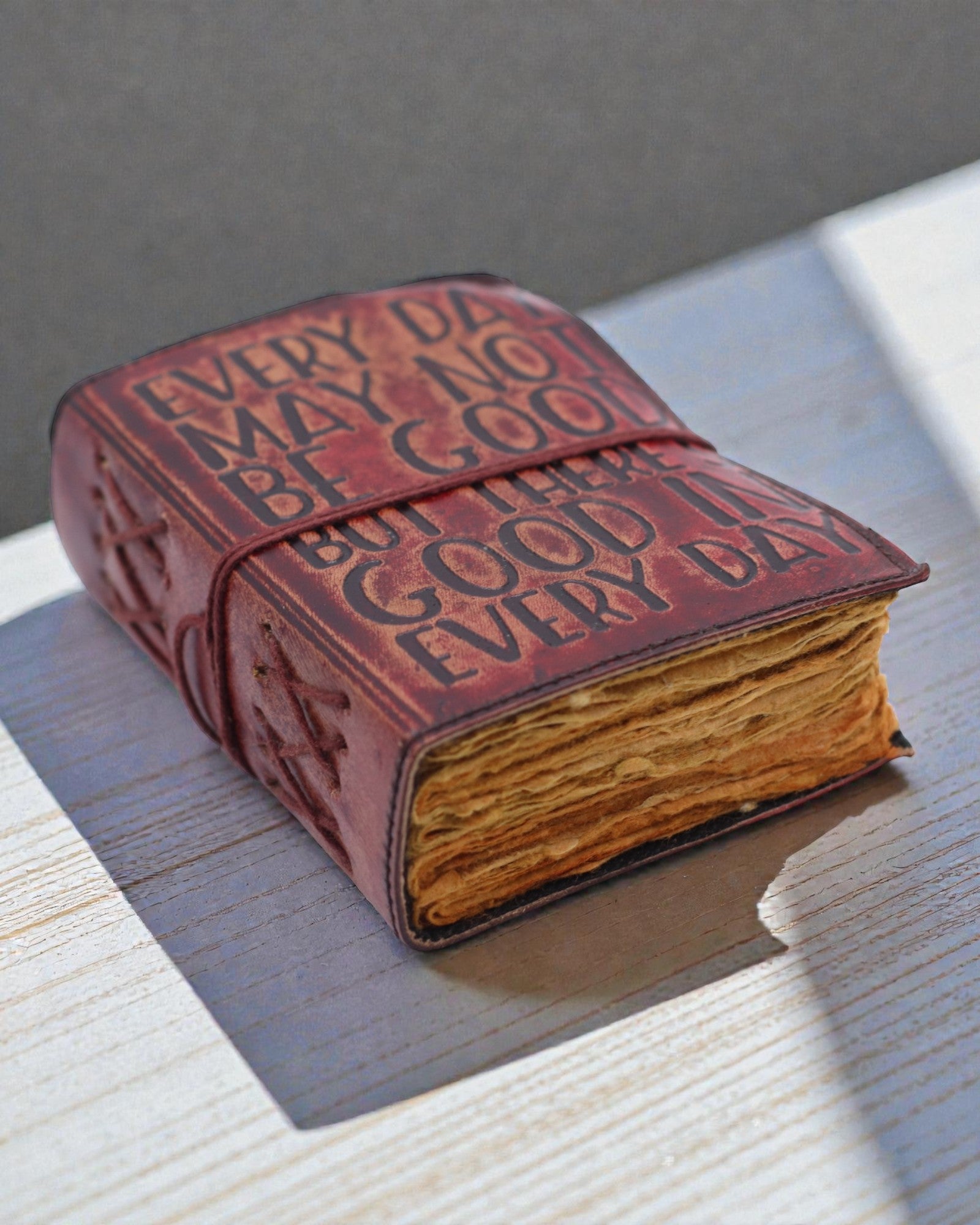 Dies Bona – kožený zápisník Nie každý deň môže byť dobrý